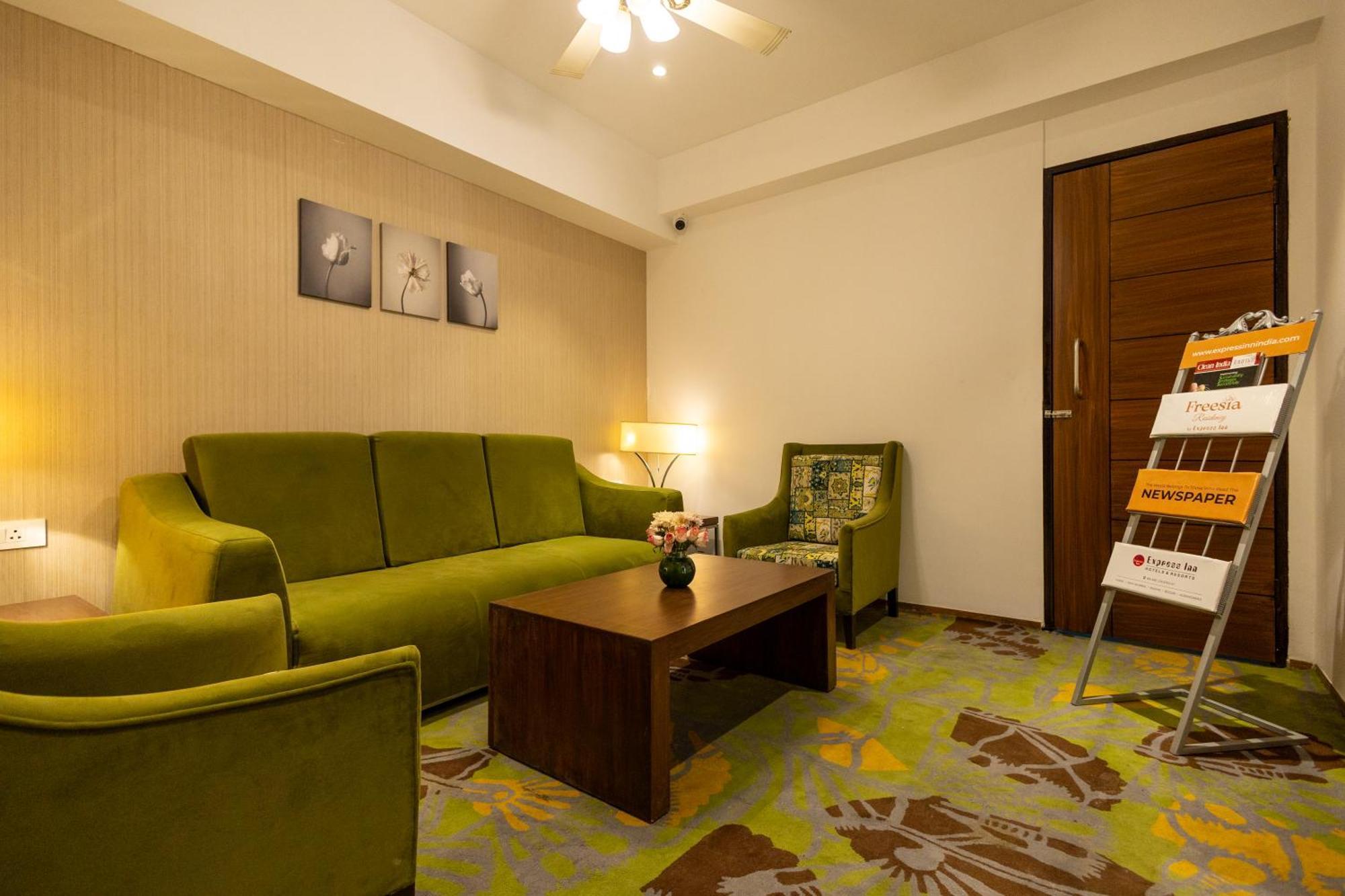 Freesia Residency By Express Inn - Navi Mumbai Eksteriør bilde